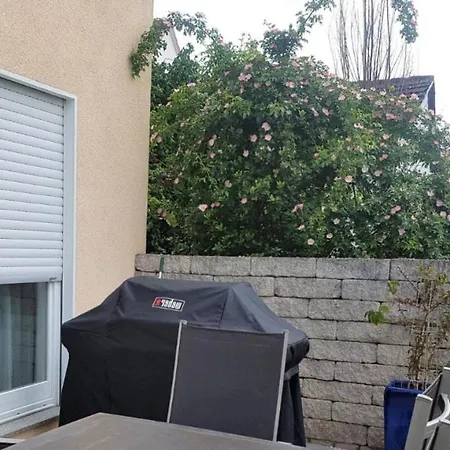 Privada En Zona Residencial Tranquila Holiday home